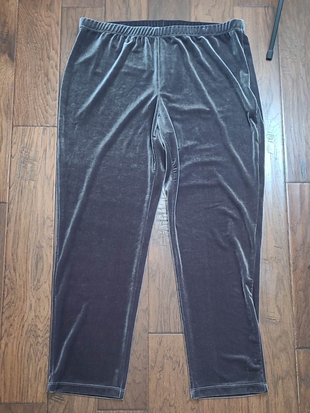 Travelers by Chico's Dark Charcoal Grey Velvet Pull-On Pants size 3 (XL)